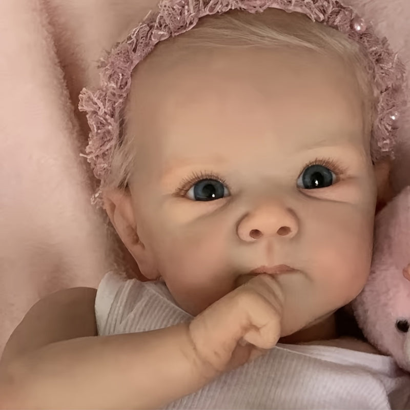 45cm Silicone Reborn Baby Doll – Realistic Lifelike Girl Doll close-up view
